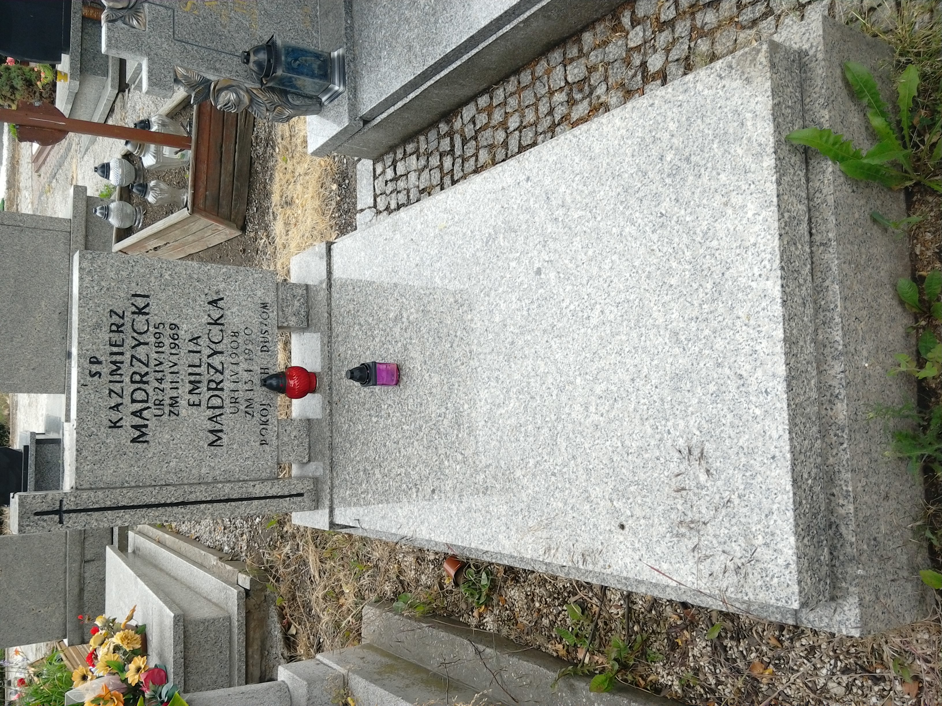 Emilia Mądrzycka 1908 Strzegom - Grobonet - Wyszukiwarka osób pochowanych