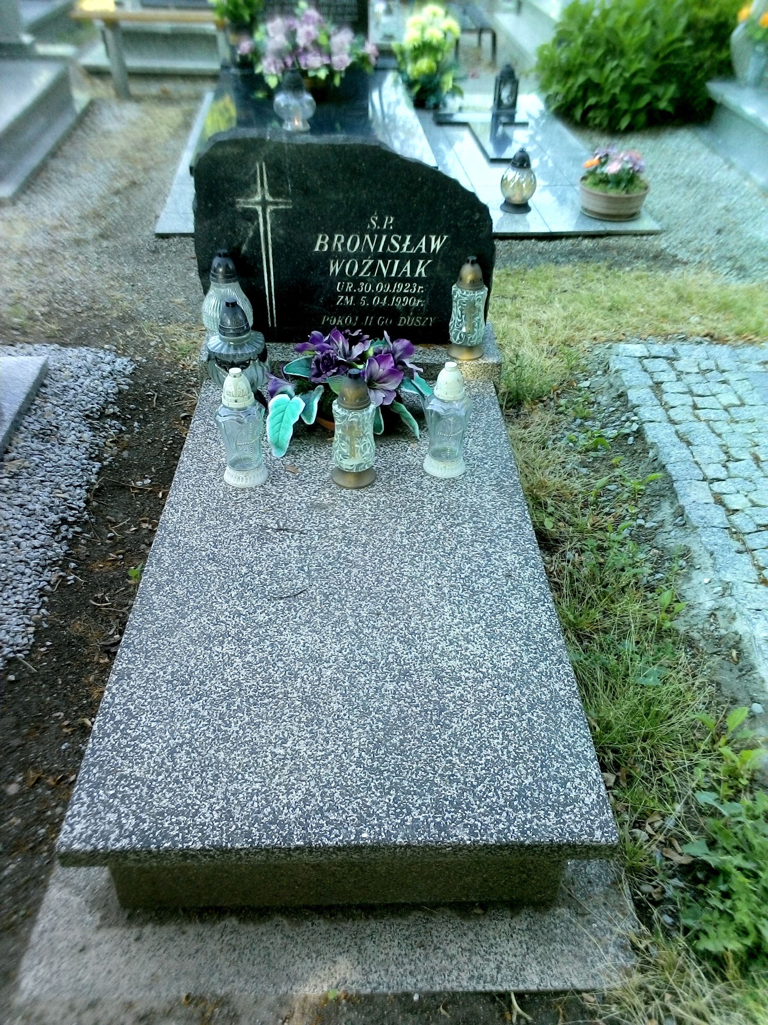 Bronisław Woźniak 1923 Strzegom - Grobonet - Wyszukiwarka osób pochowanych