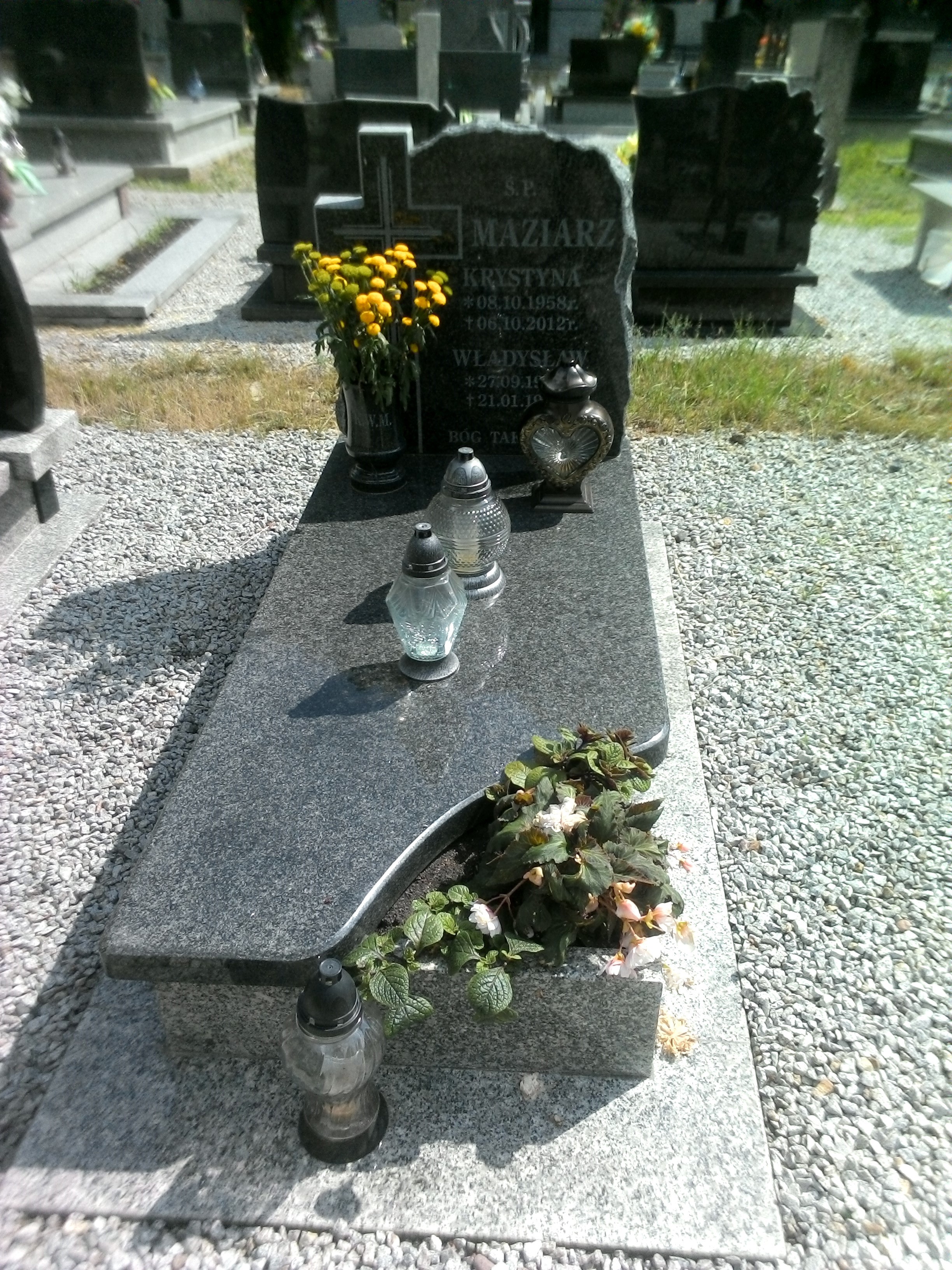 Grób Władysław Maziarz