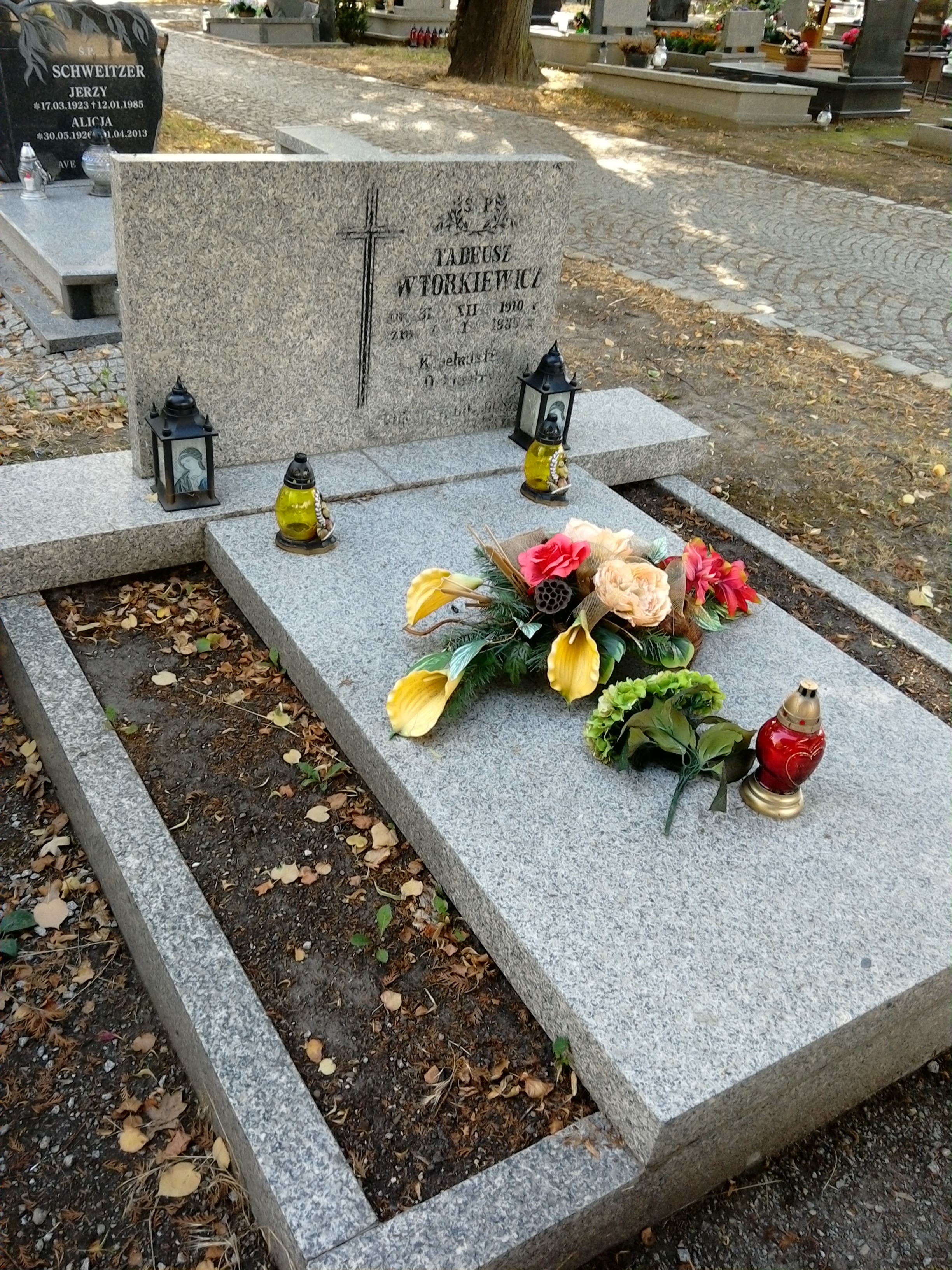 Janusz Antoni Wtorkiewicz 1948 Strzegom - Grobonet - Wyszukiwarka osób pochowanych