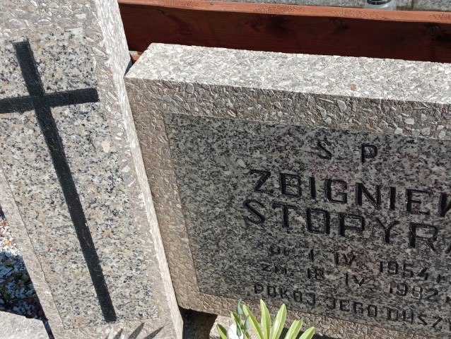 Zbigniew Stopyra 1954 Strzegom - Grobonet - Wyszukiwarka osób pochowanych