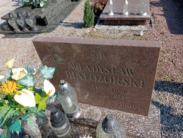 Władysław Białozorski 1910 Strzegom - Grobonet - Wyszukiwarka osób pochowanych