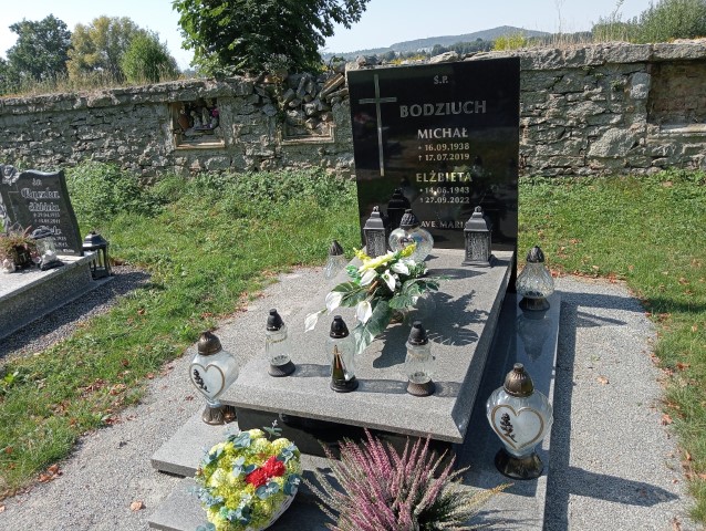 Grób Elżbieta Bodziuch